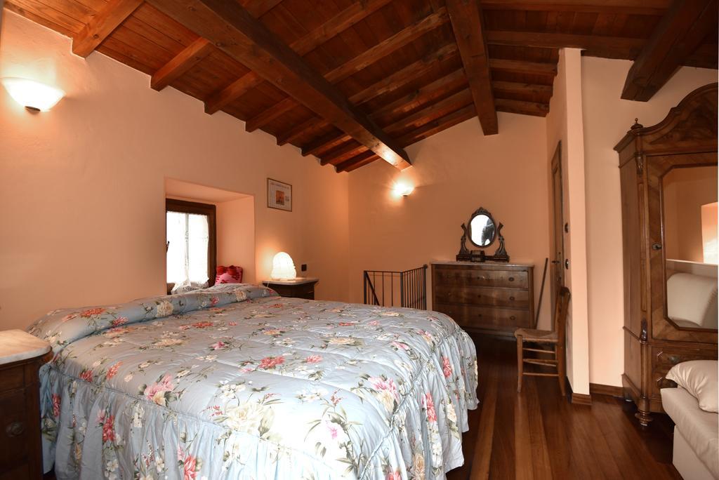 Casello Orecchiella San Romano Esterno foto