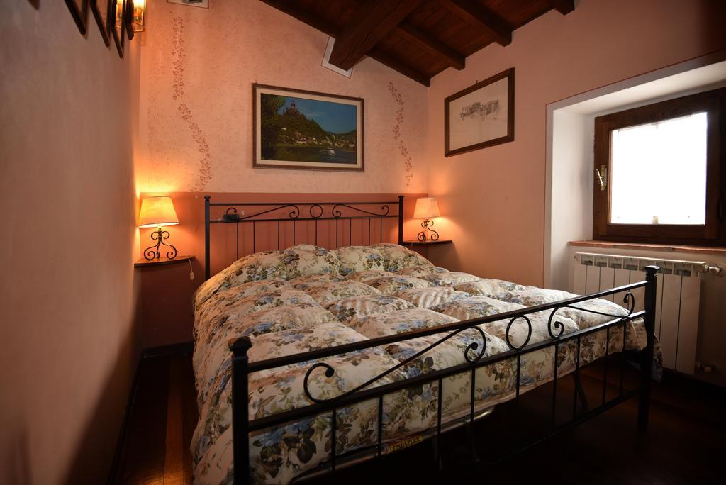 Casello Orecchiella San Romano Esterno foto