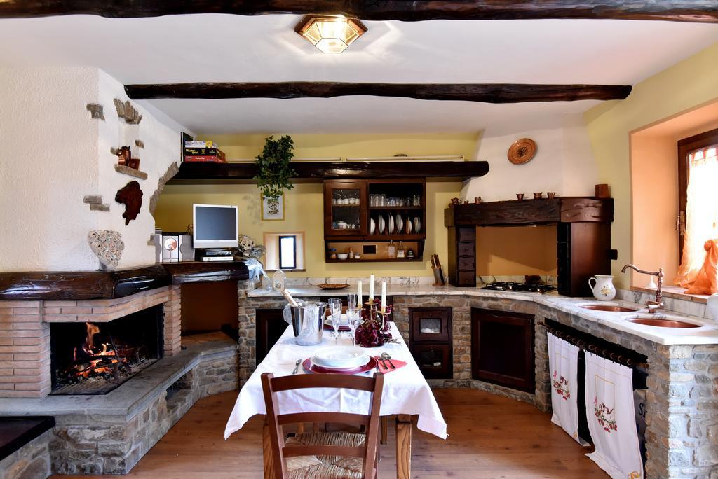 Casello Orecchiella San Romano Esterno foto