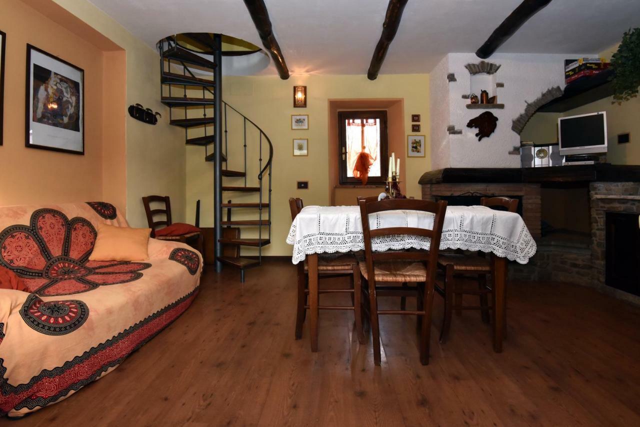 Casello Orecchiella San Romano Esterno foto